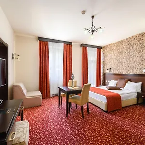 hotellátogatás