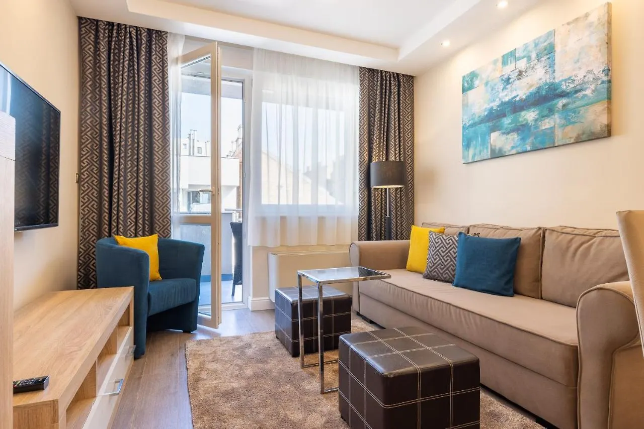 Silver Crown Hotel & Residence, Palace Quarter ブダペスト 3*,