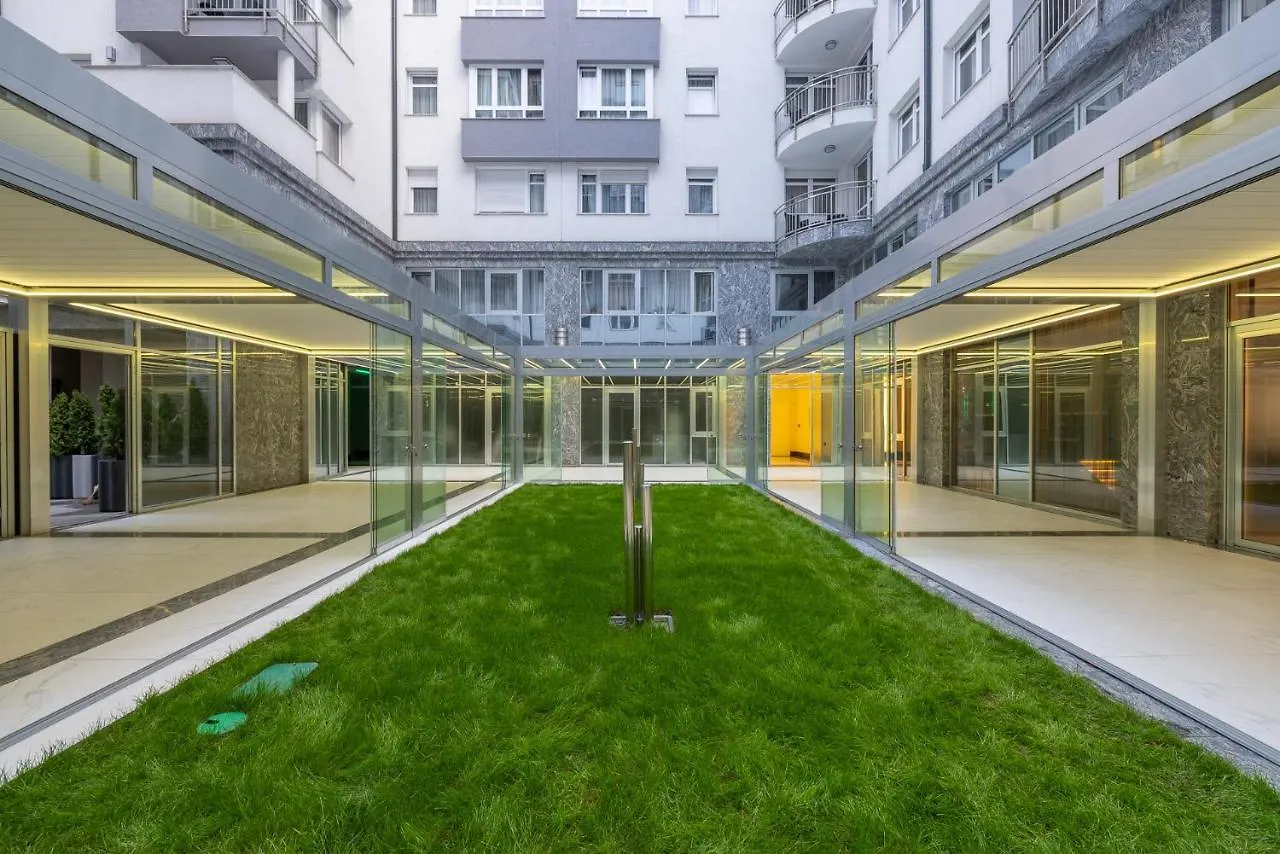 Silver Crown Hotel & Residence, Palace Quarter Budapest