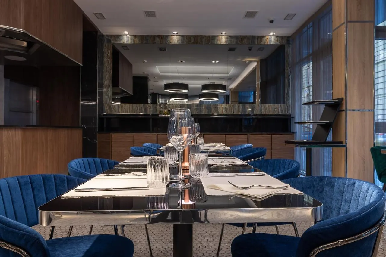 Silver Crown Hotel & Residence, Palace Quarter Budapest