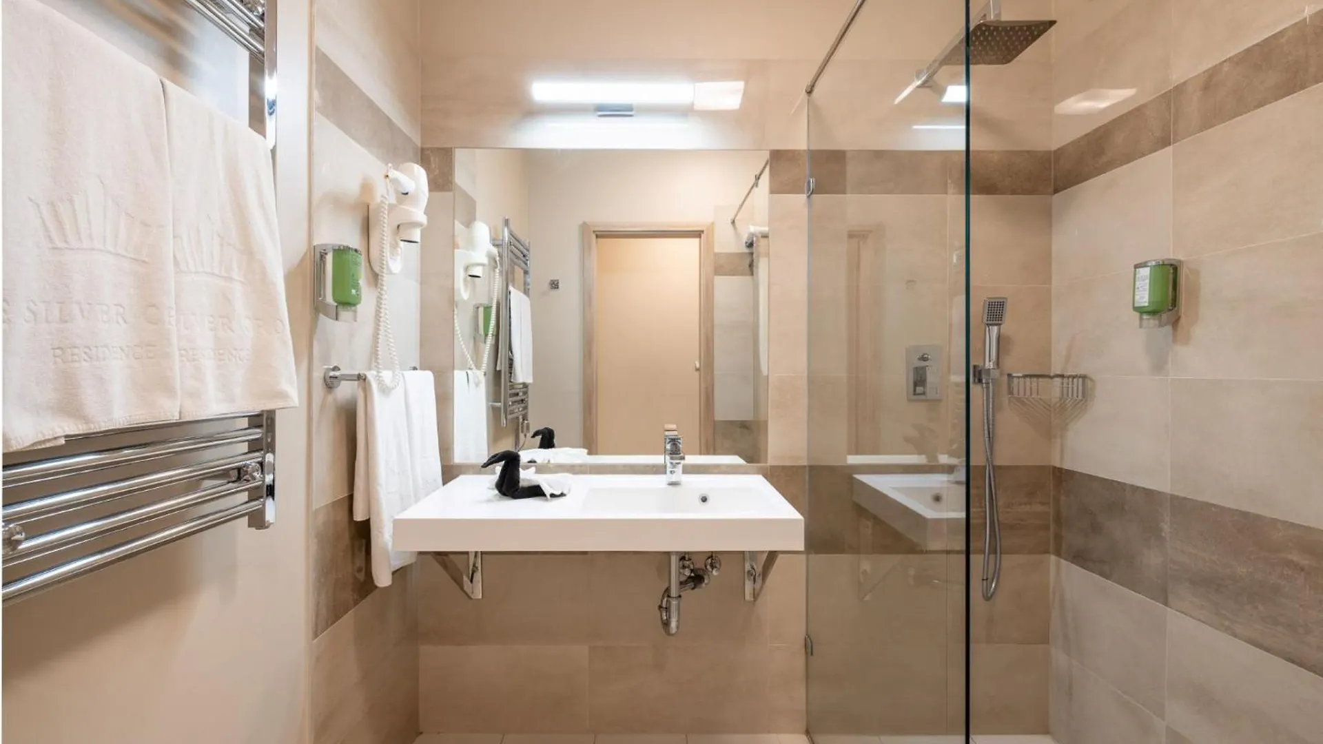 Silver Crown Hotel & Residence, Palace Quarter Budapeşte Macaristan