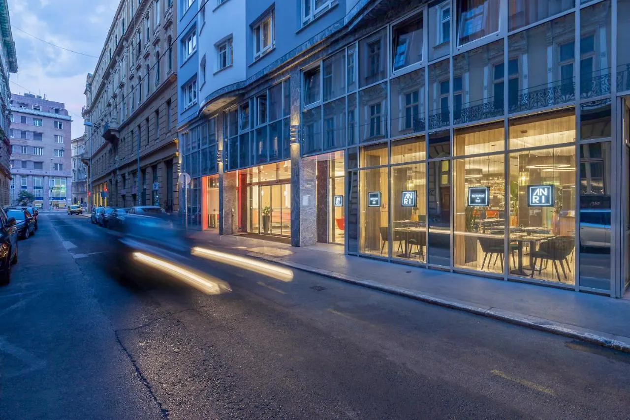 ***  Silver Crown Hotel & Residence, Palace Quarter Βουδαπέστη Ουγγαρία